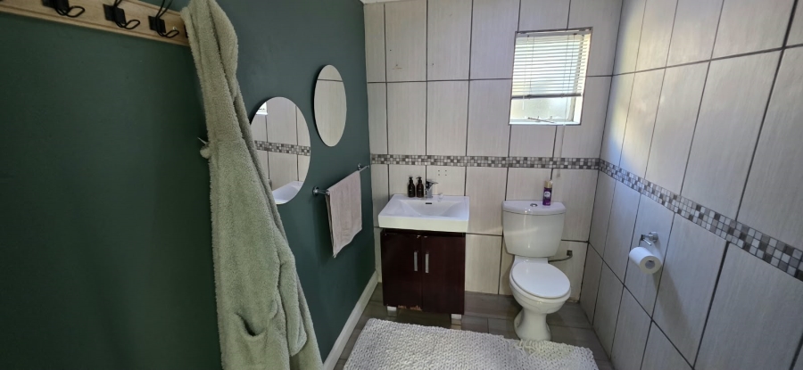 6 Bedroom Property for Sale in Parys Free State